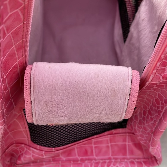 CHELSEA PAWS Pink Faux Alligator Pet Carrier - Picture 8 of 16